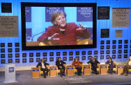 Bundeskanzlerin Merkel in einer Diskussionsrunde des World Economic Forum in Davos