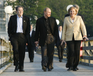 Bundeskanzlerin Merkel mit Wladimir Putin und Romano Prodi