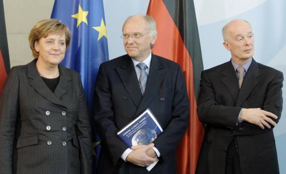 Chancellor Merkel with the new advisers