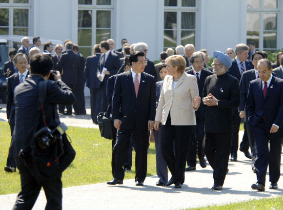 Bundeskanzlerin Merkel im Gespräch mit dem chinesischen Präsidenten Hu Jintao und dem indischen Premierminister Singh