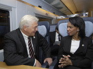 Außenminister Steinmeier im Gespräch mit seiner amerikanischen Amtskollegin Rice