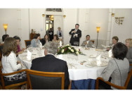 Mittagessen der G8-Partnerinnen im Rittersaal