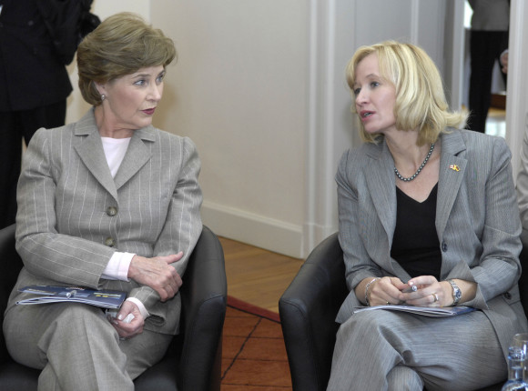 Laura Bush im Gespräch mit Laureen Harper