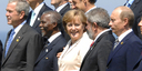 Familienfoto der Staats- und Regierungschefs der G8 und der Schwellenländer (Outreach O5)