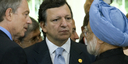 European Commission President Barroso and British Prime Minister Tony Blair talking to Prime Minister Singh of India